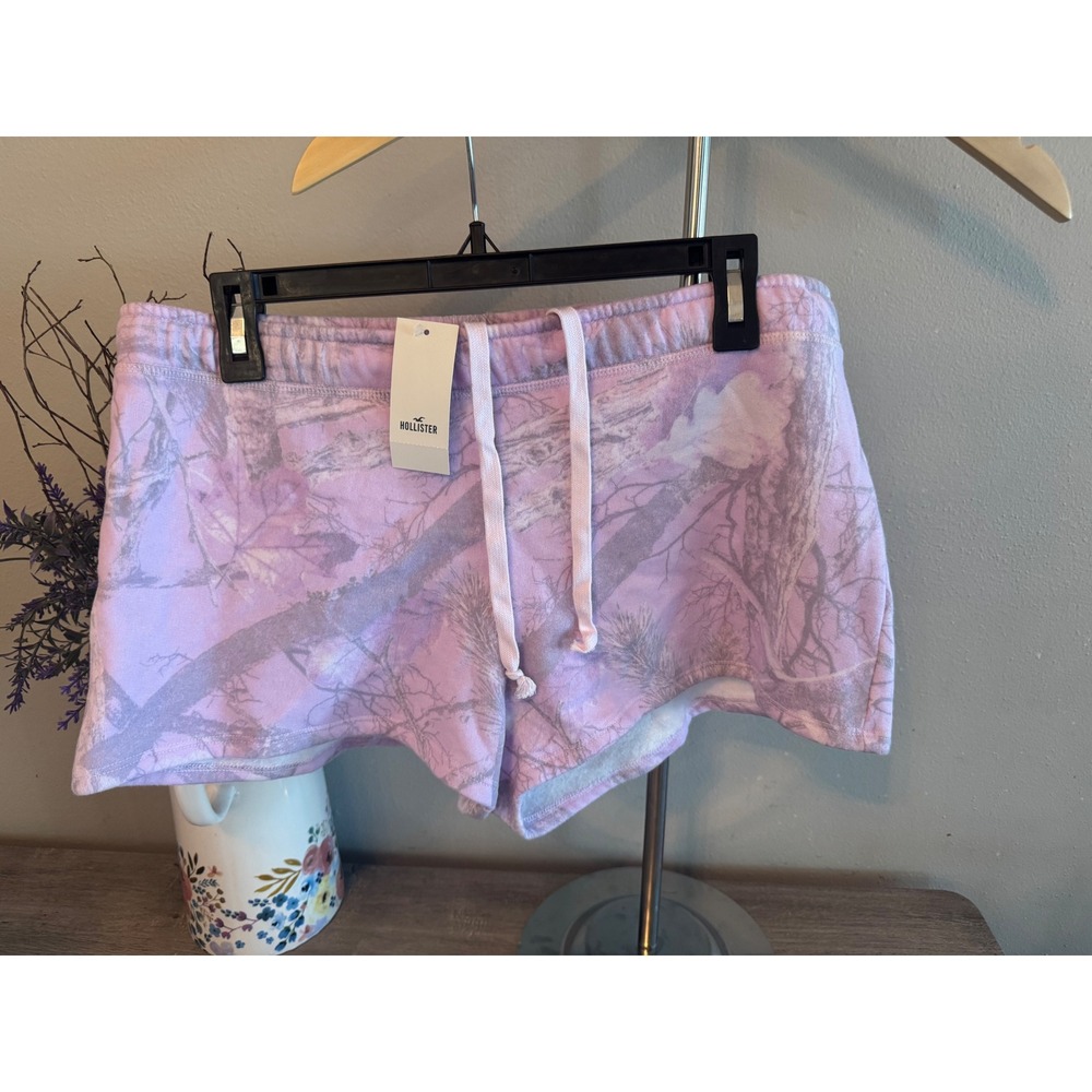 Hollister Womens Pink Purple Tree Camo Fleece Lounge Shorts NWT Medium 349-475
